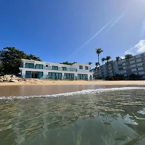Guest house 1 Corcega Beachfront, Rincon